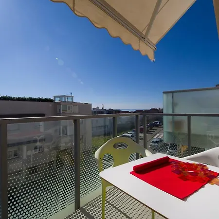 Top Place To In Apartment *