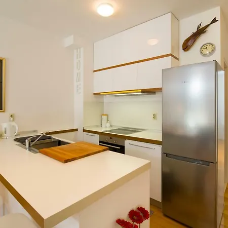 Top Place To In Apartment